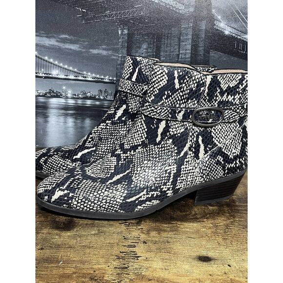 Coach Dylan Snake Skin Boot's Women's‎ Size 10B - Picture 1 of 8